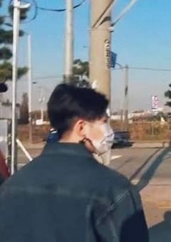 消えてしまった指揮者を探して