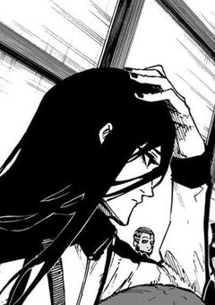 二 重 人 格 少 女