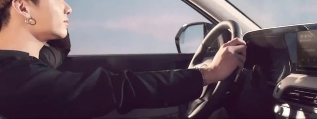 さき🐰🍑💜さんの壁紙画像