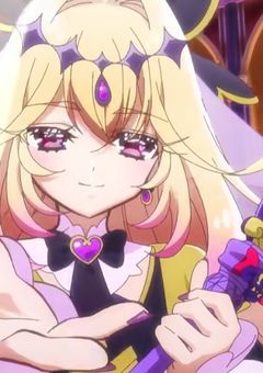 怪盗団ファントムの森亜るるかは敵幹部の無表情の贈り物