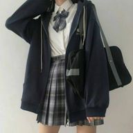 𝘆 𝗼 𝗺 𝗼 𝗴 𝗶さんのアイコン画像