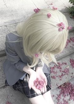 　お勉強係　、　今日から　付く　みたいです　．