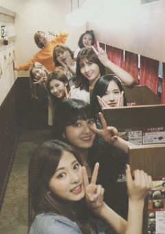 TWICEのマネージャーマンネ