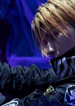 ﾎ ｽ ﾄ ｸ ﾗ ﾌﾞ RAMPAGE .
