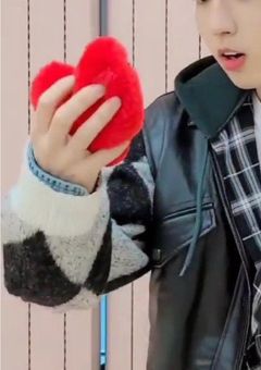 推しに推されている?!