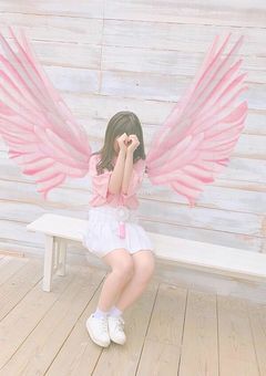 L i l の 5 歳 児 紅 一 点 。