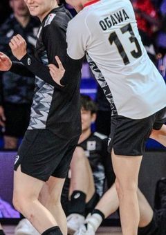 新メンバーは憂鬱気味