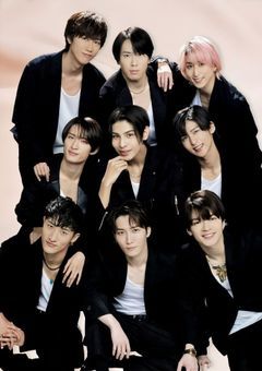 9人に溺愛されて困ってます…