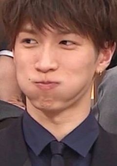 曲がり角から始まる恋