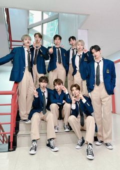 𓈒𓏸︎︎︎︎ &TEAM 𓂃𓈒𓏸︎︎︎︎