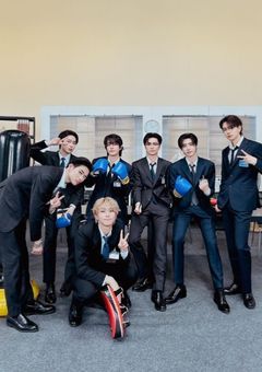 7人の先生に気に入られすぎて困ってます