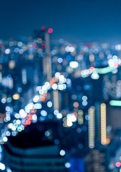 6人の吸血鬼に襲われています。