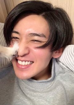 愛してるの言葉じゃ足りないくらいに君がスキ