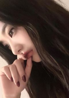 　　王冠組の先輩お嬢様𝘓𝘪𝘭𝘭𝘺