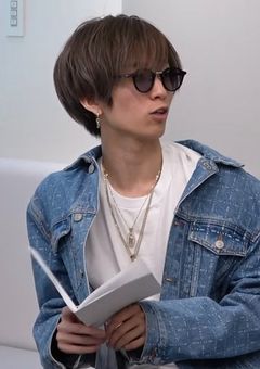田中の彼女は紅一点でした