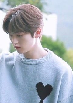 　　青色の恋は微炭酸