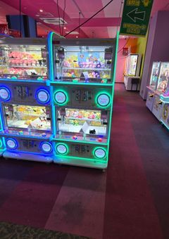 K-POP学園に転校だって！？