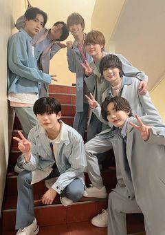 ア イ ド ル な お 兄　、　妹 を 溺 愛 中　。