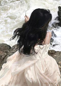 異国の地で助けてくれた彼はアイドルでした