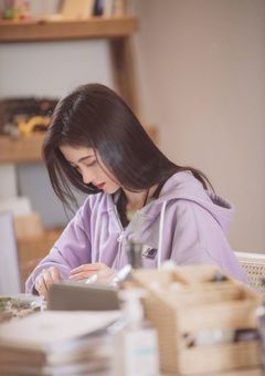 内 村 く ん と 彼 女 ．