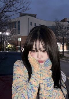　　J O 1 の 紅 一 点 マ ン ネ