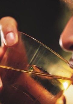 ホワイトアウトの結晶