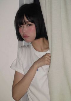 📍  ~   愛芽   in   Wonderland   ~