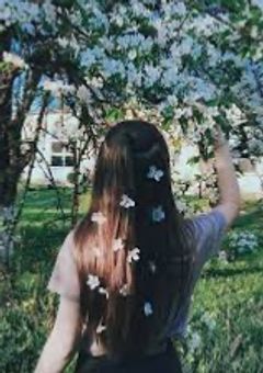 地球の青さを知らない花