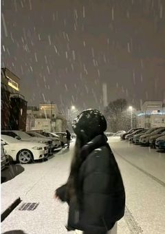 何も知らない獣人の少女 ， 