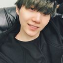 SUGA(ユンギ)