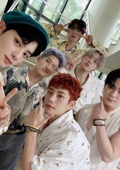 ASTROはヨジャマネが大好き!!