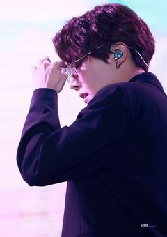 JｰHOPEに監禁されちゃいました