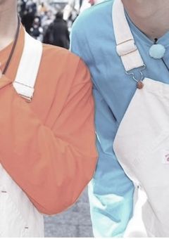 それでも、離れない。