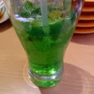 めろんそーだゃさんのアイコン画像