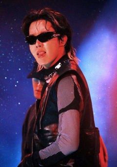 GLAY🐉☠️ℝ𝕠𝕠𝕞 😎✌️