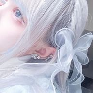 露 莉 / 𝐓𝐬𝐮𝐲𝐮𝐫𝐢 さんのアイコン画像