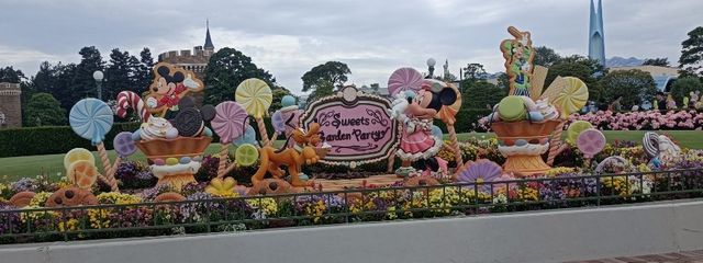 ニコニコちゃんさんの壁紙画像