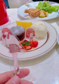 　★;√　推 し 活 