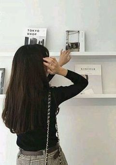 憧.