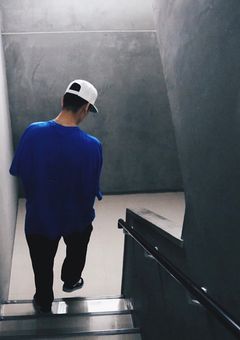 出会い系でマッチングした元推しと私