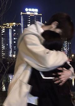 　幼 馴 染 と お 兄 ち ゃ ん　