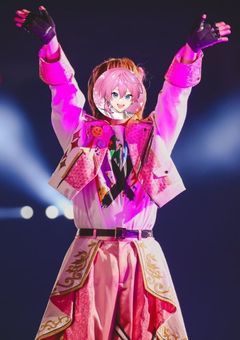 ずっと、好きだった幼なじみの正体は………………