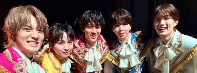 八重歯がぴょーんさんの壁紙画像