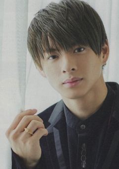 ティアラから始まる恋