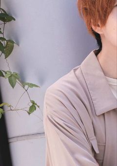 助 け て く れ た の は 君 だ っ た 。