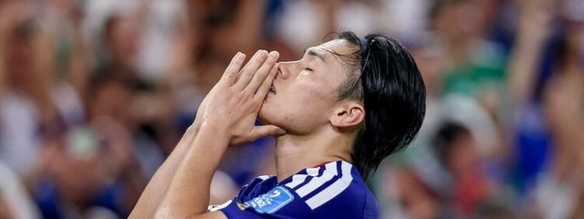 上田  恋愛《うえだ れんあ》さんの壁紙画像