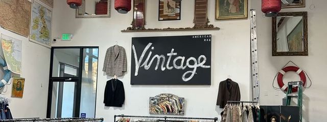 　　　桜 榴　:　微さんの壁紙画像