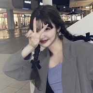 ︎︎                   ‌　‌　‌　美 翎さんのアイコン画像