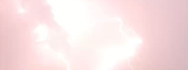 白狐໒꒱  @活動休止中さんの壁紙画像