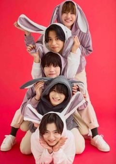 隣のクラスの人気者